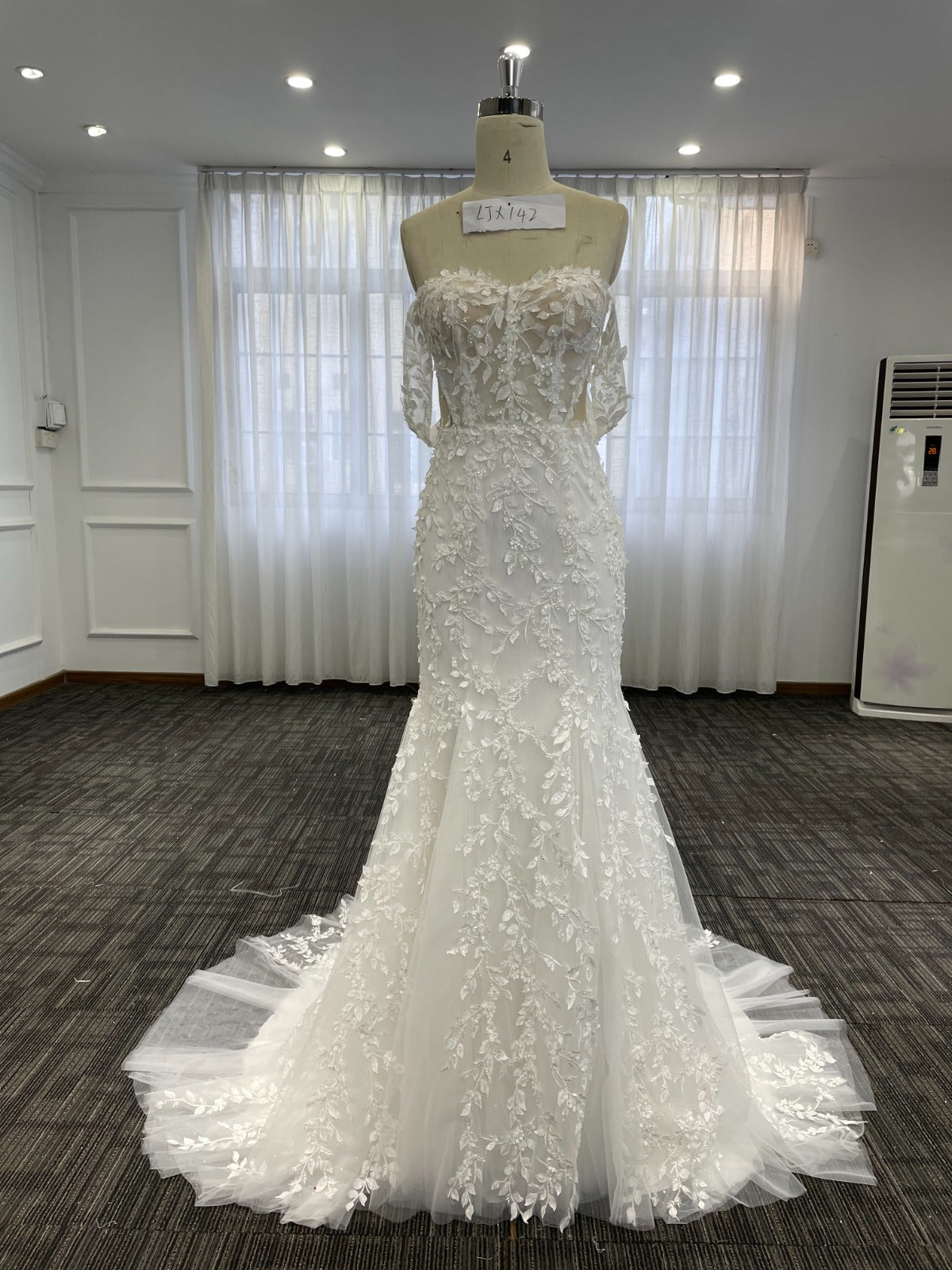 MERMAID WEDDING DRESS