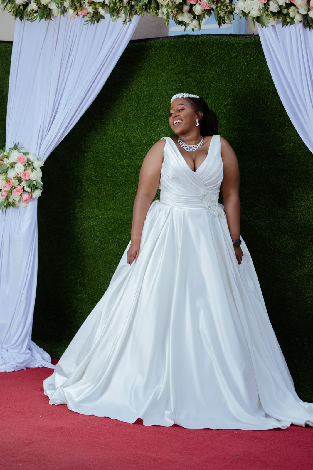 Classic A-line wedding gown