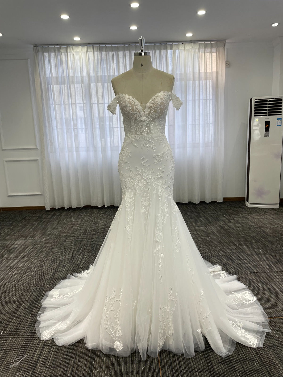 mermaid wedding dress