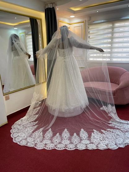 Long cathedral bridal veil