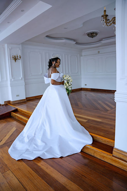 White 2-in-1 mermaid wedding gown