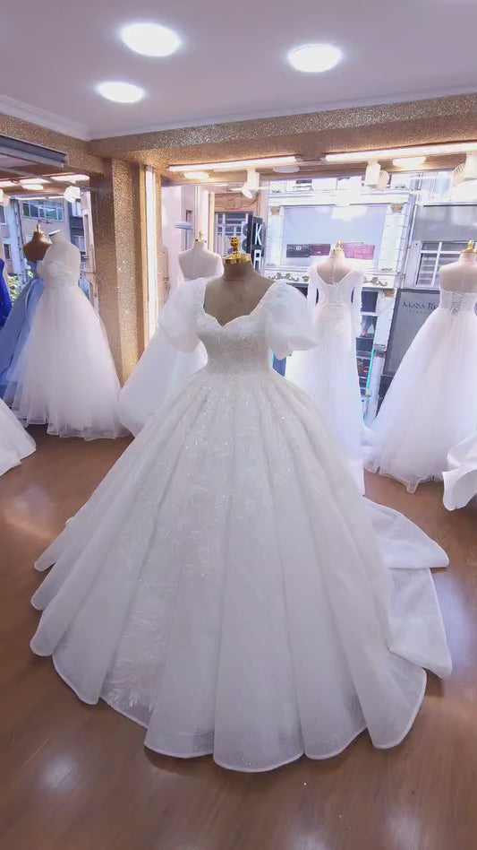 Ballgown wedding dress